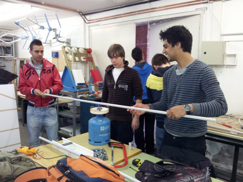 Classes pràctiques a l´INS