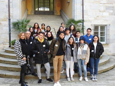 Els alumnes de CFGM de gestió administrativa visiten la Generalitat a Girona 