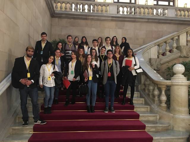 Premi Conviure del Parlament de Catalunya: alumnes de 1r de CF de Grau Superior d'Administració i Finances